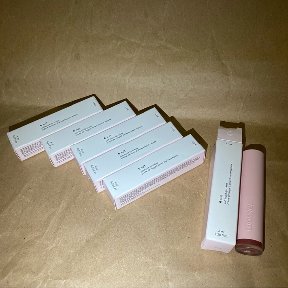 Glossier Other - 6 x glossier lipstick (lane)